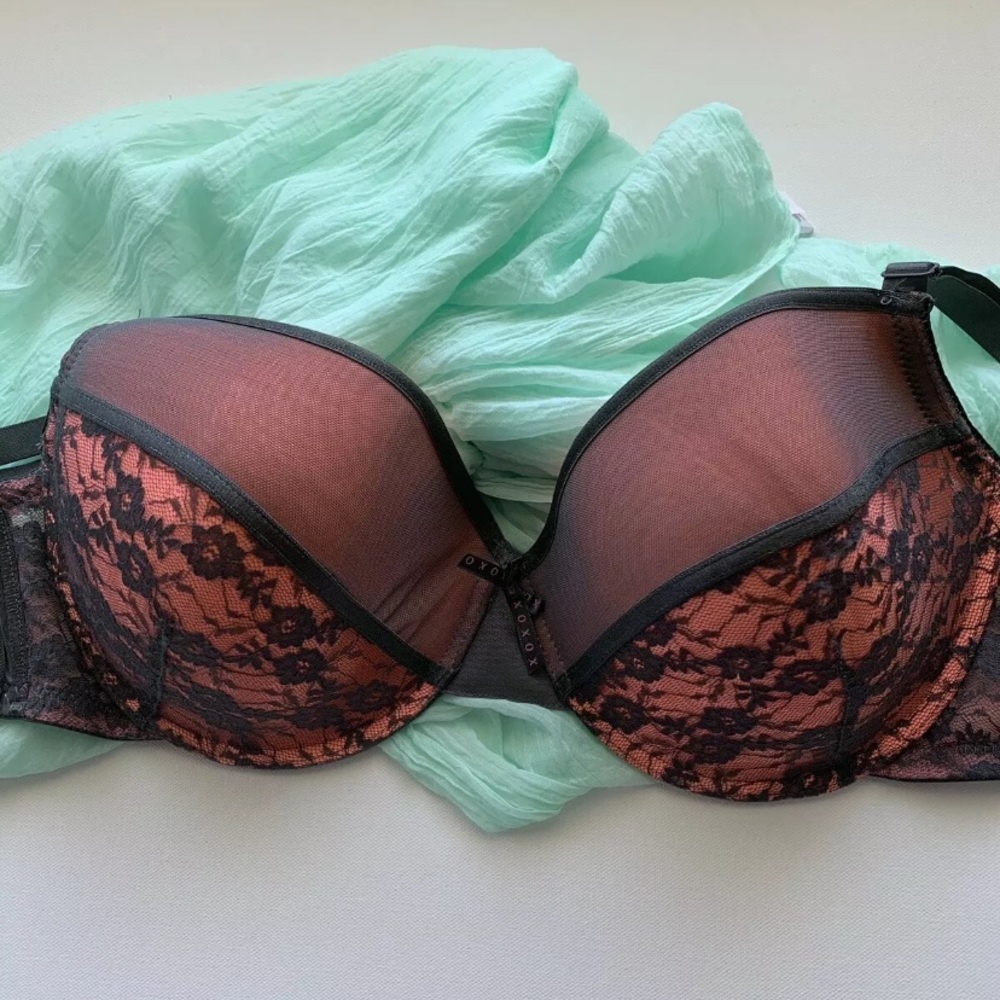 Gray bra size 38DD